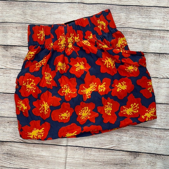 Dolce Vita Dresses & Skirts - Dolce Vita Red Poppy Flower Mini Skirt Stretchy Waist With Pockets XSmall